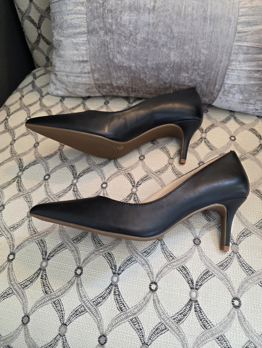 Sole Society Black Leather Pumps Size 8M - Picture 3 of 10